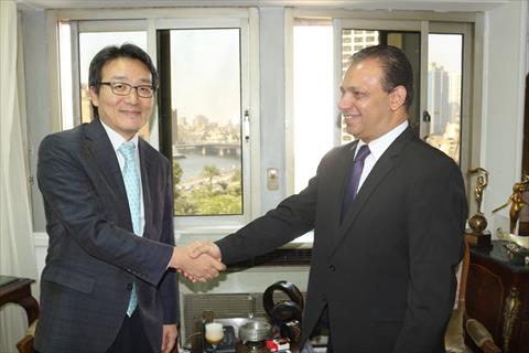 مجدي لاشين يستقبل القنصل الكوري في ماسبيرو